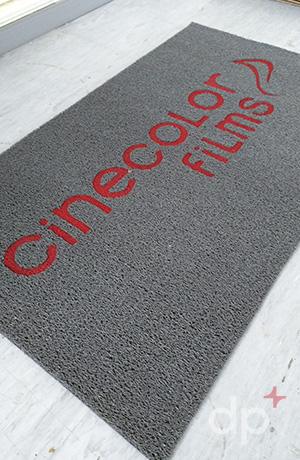 Felpudos con logo decorplas