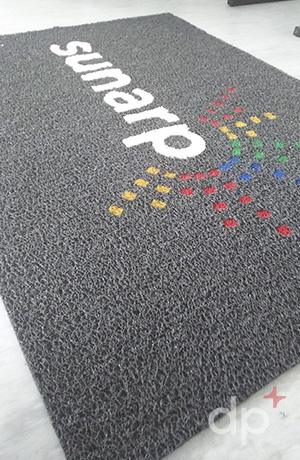 Felpudos con logo decorplas