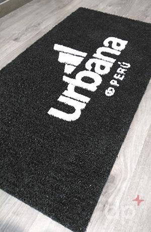 Felpudos con logo decorplas