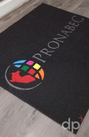 Felpudos con logo decorplas